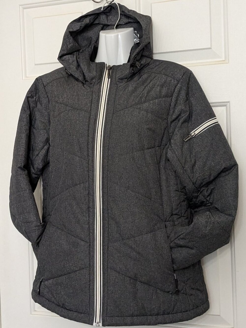 North End Sport Jacket Women's M Gray Hooded Quilted Puffer Insulated Pockets